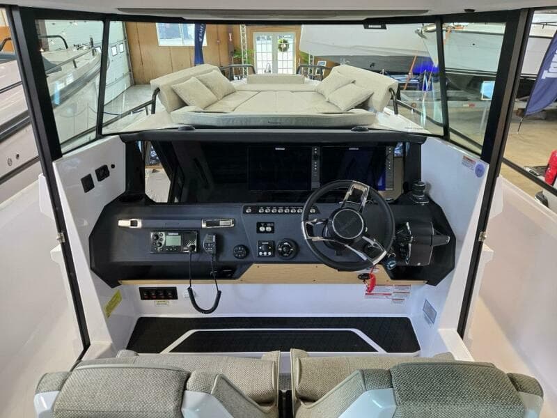 2027 Axopar Cross Cabin