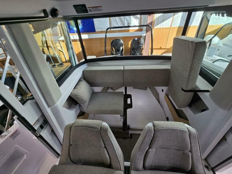 2027 Axopar Cross Cabin