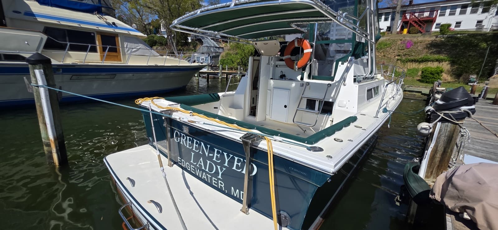 2001 Albin 32 + 2 Command Bridge