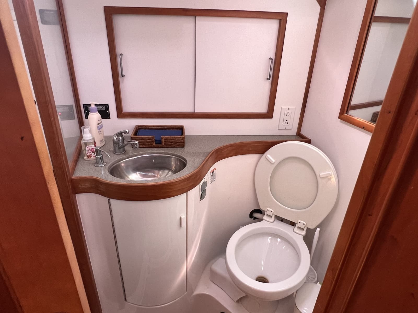2006 Sabre 426