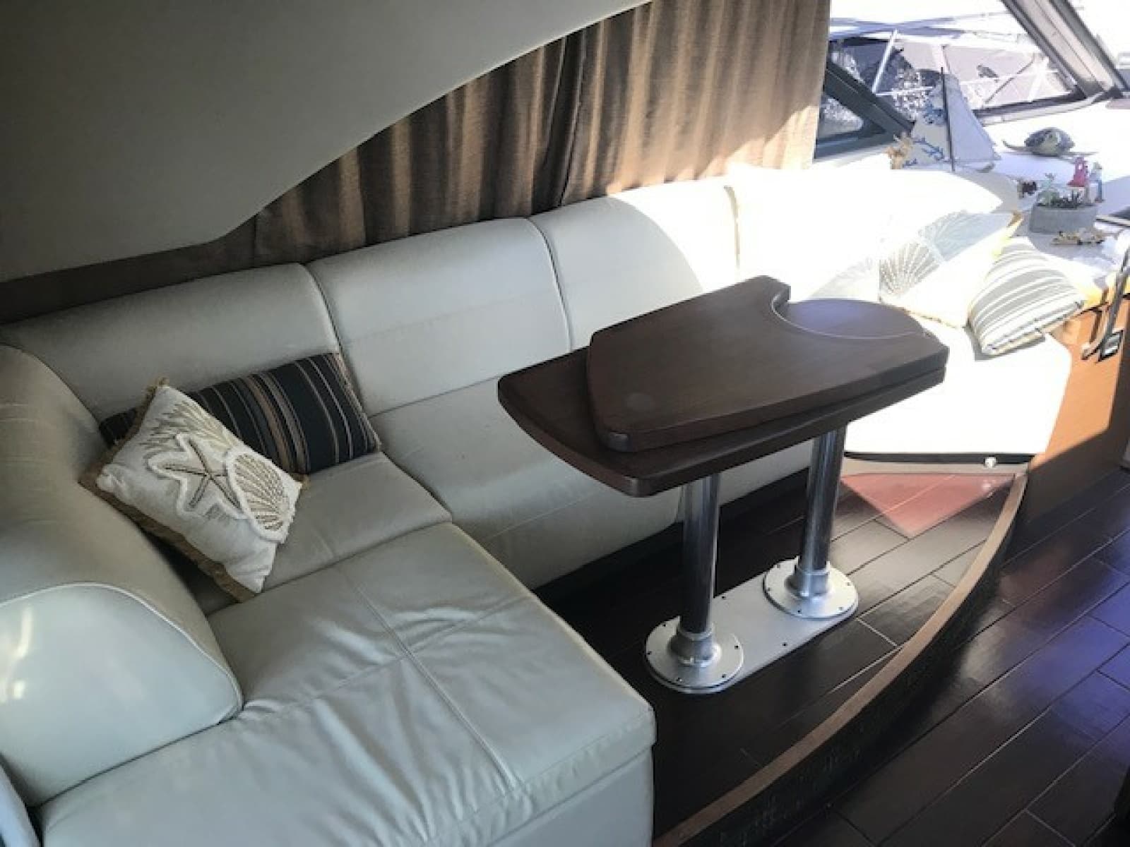 2016 Sea Ray 510 SUNDANCER
