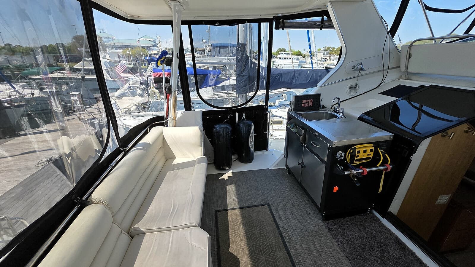 Sundeck Port