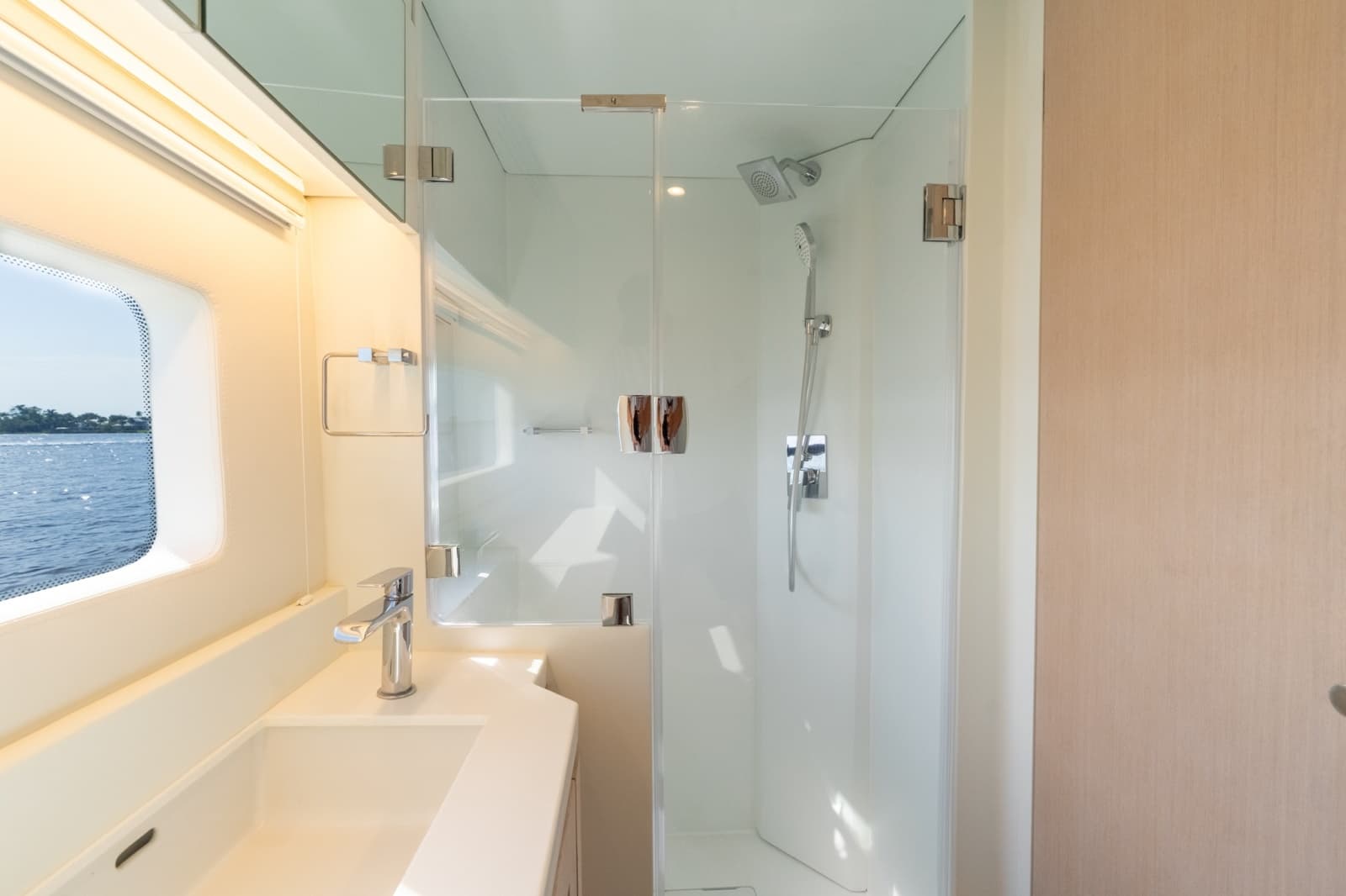 Two Oceans 555- 