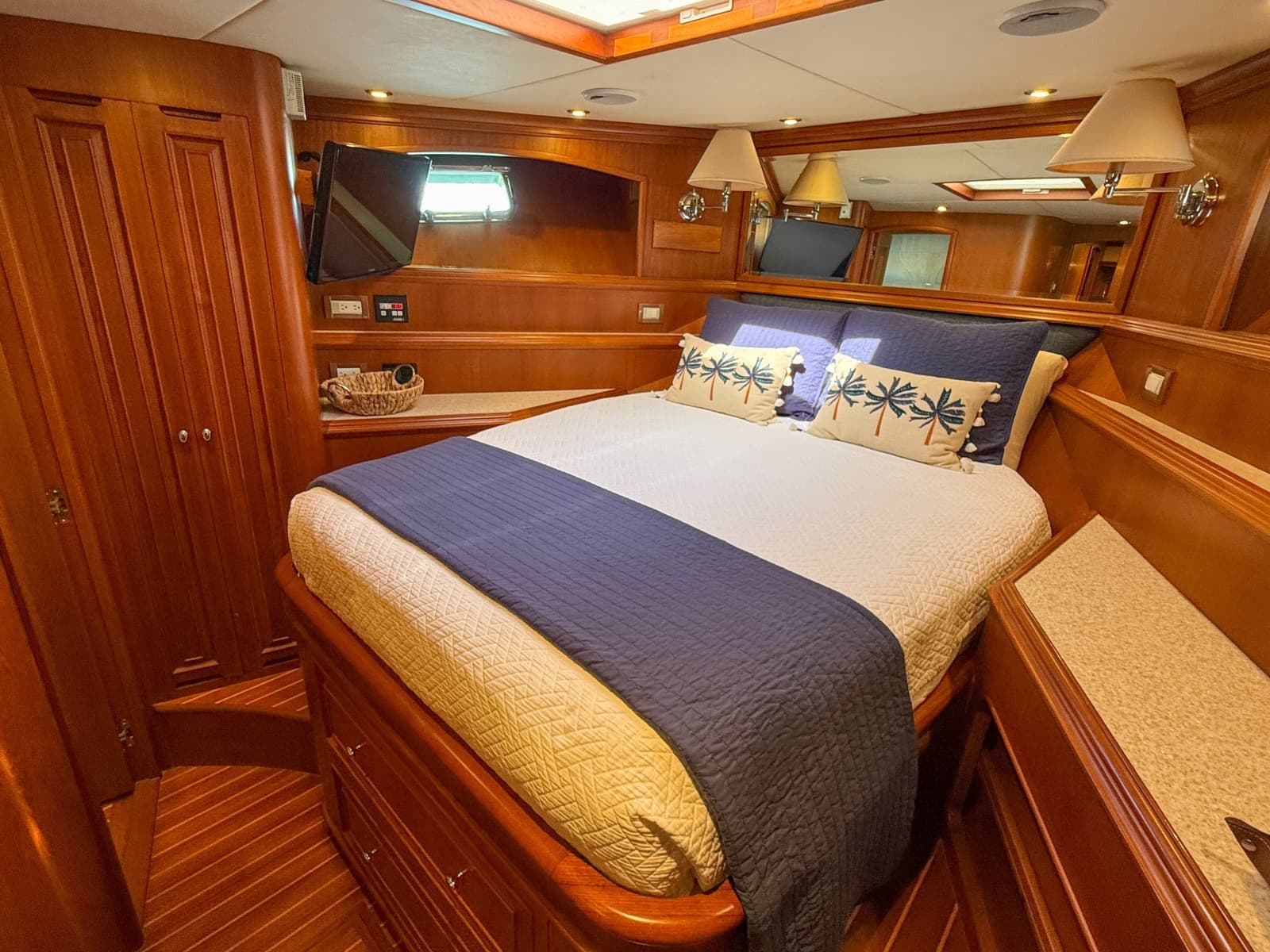 2003 Grand Banks 64 Aleutian RP