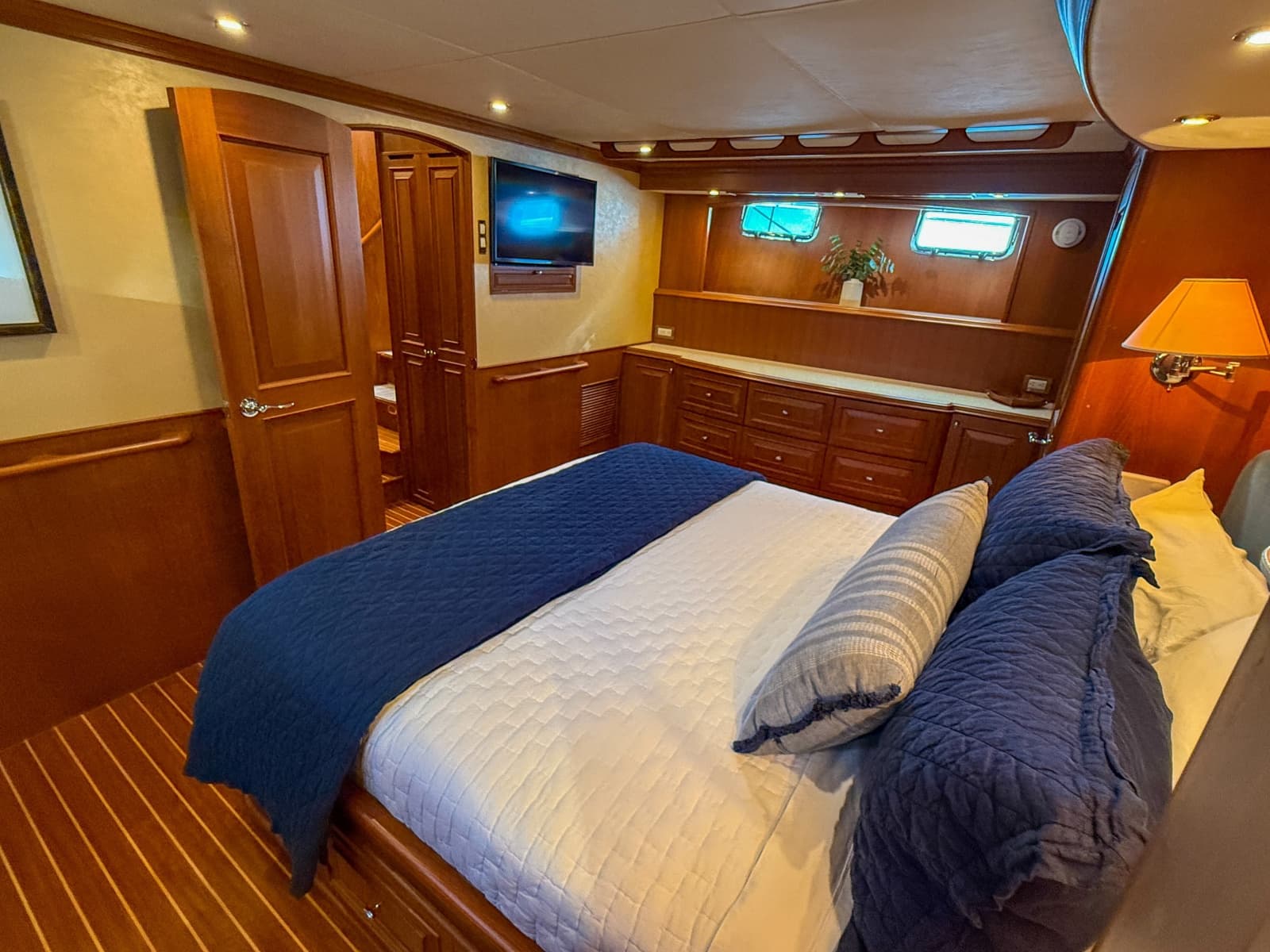2003 Grand Banks 64 Aleutian RP