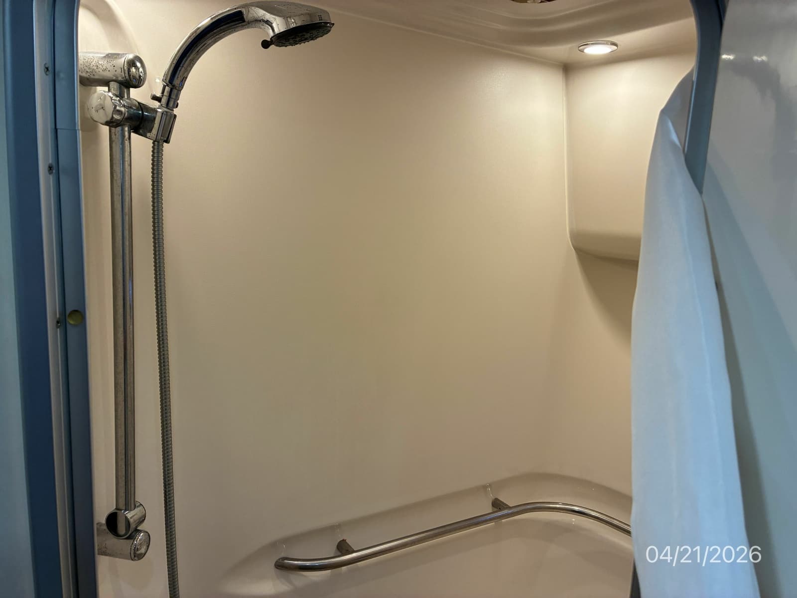 41' Maxum Master Shower