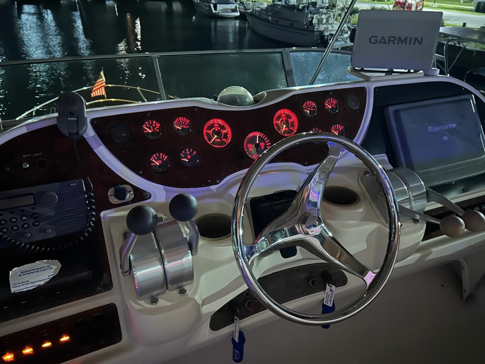 41' Maxum Flybridge
