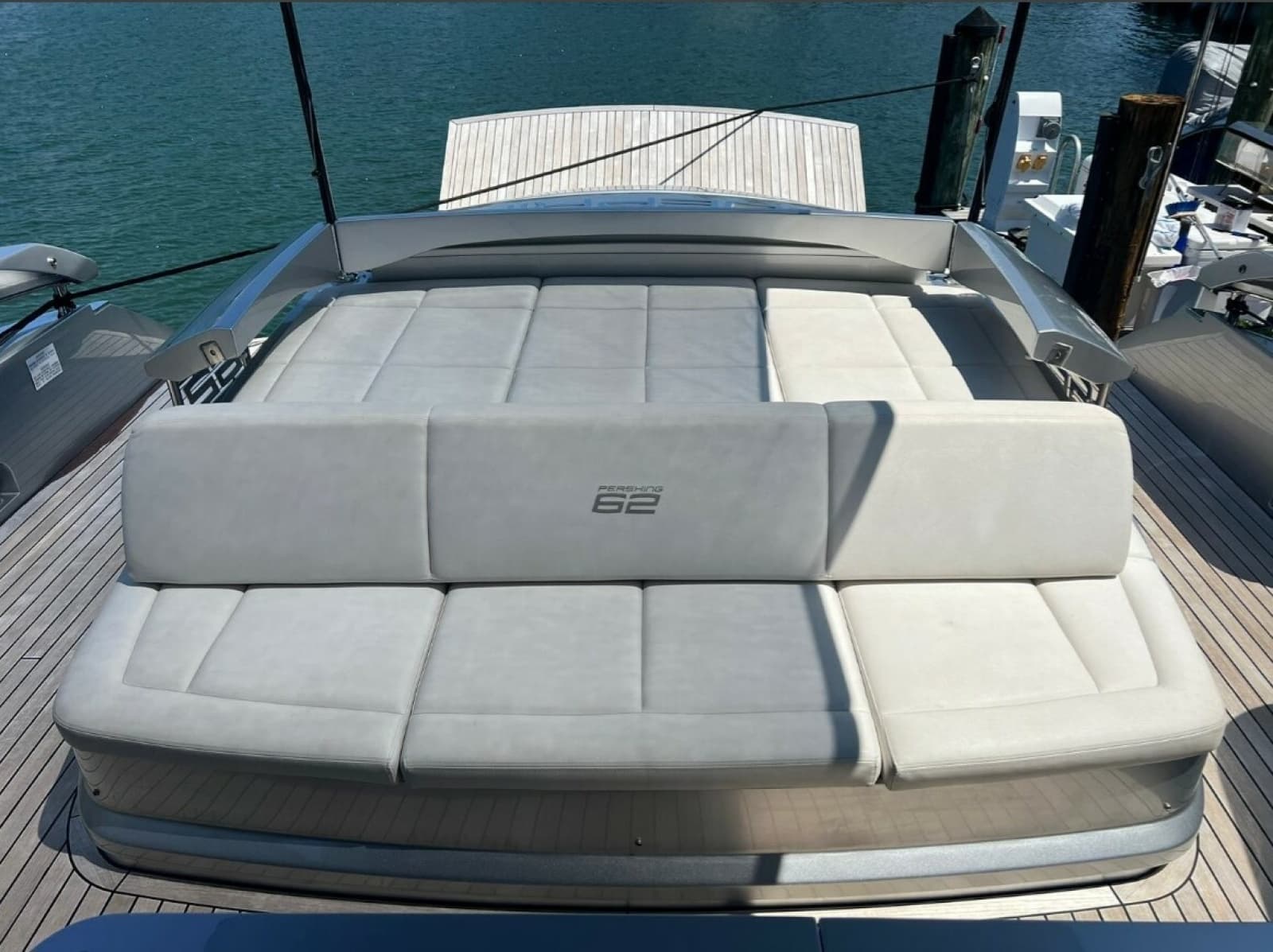 2018 Pershing 