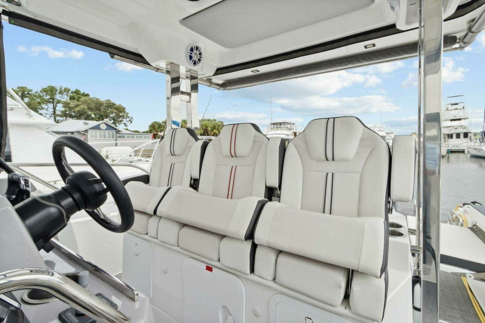 2022 Jeanneau Leader 10.5 WA 2