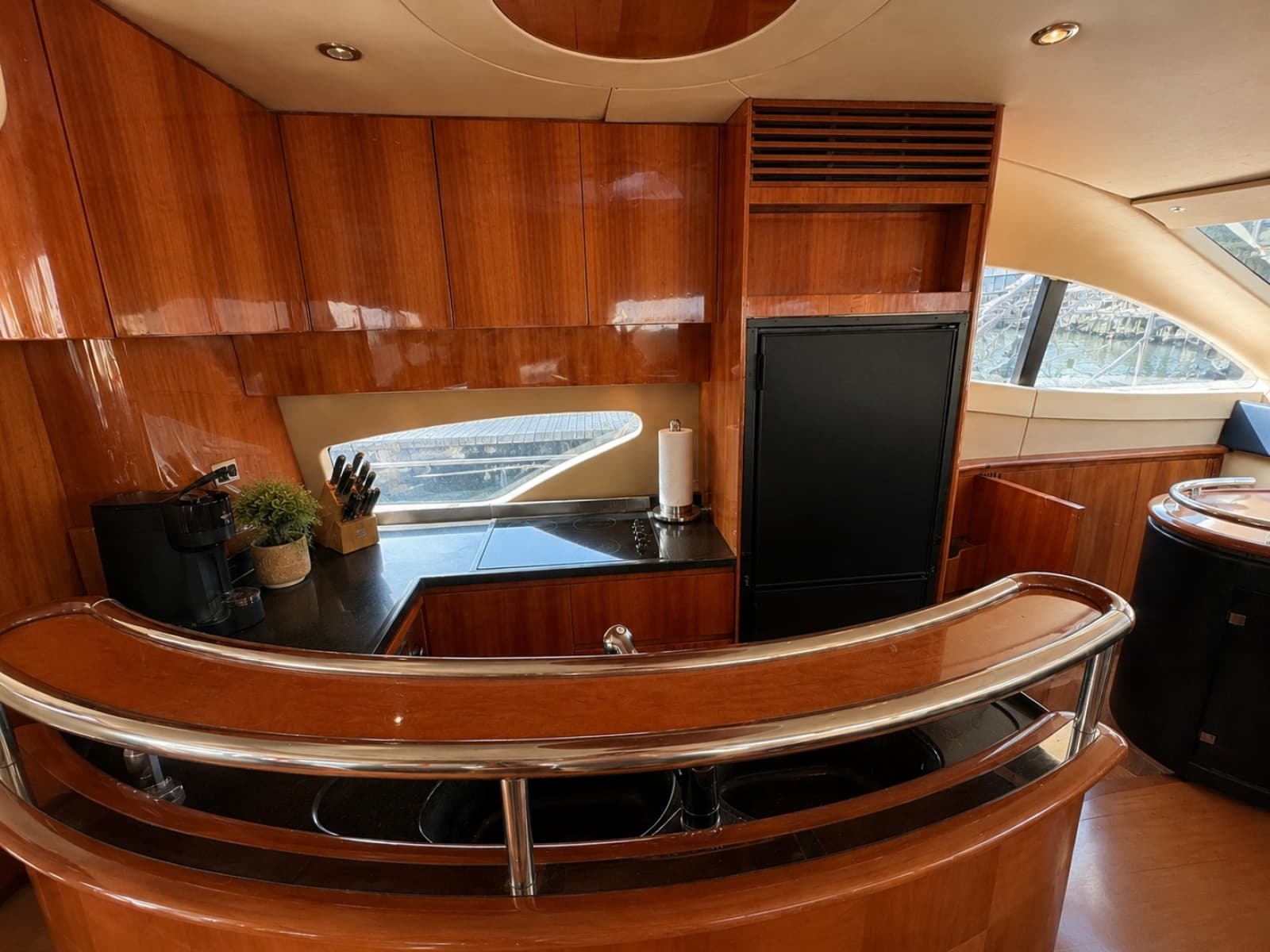 2005 Azimut Fly 62