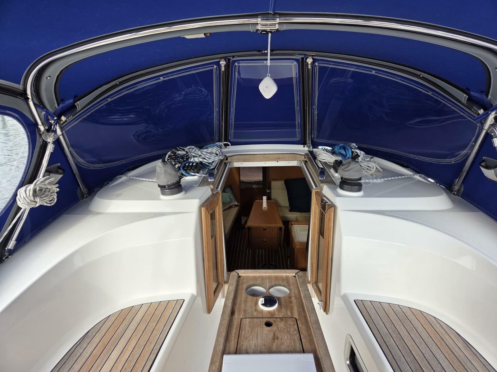Cockpit looking toward companionway