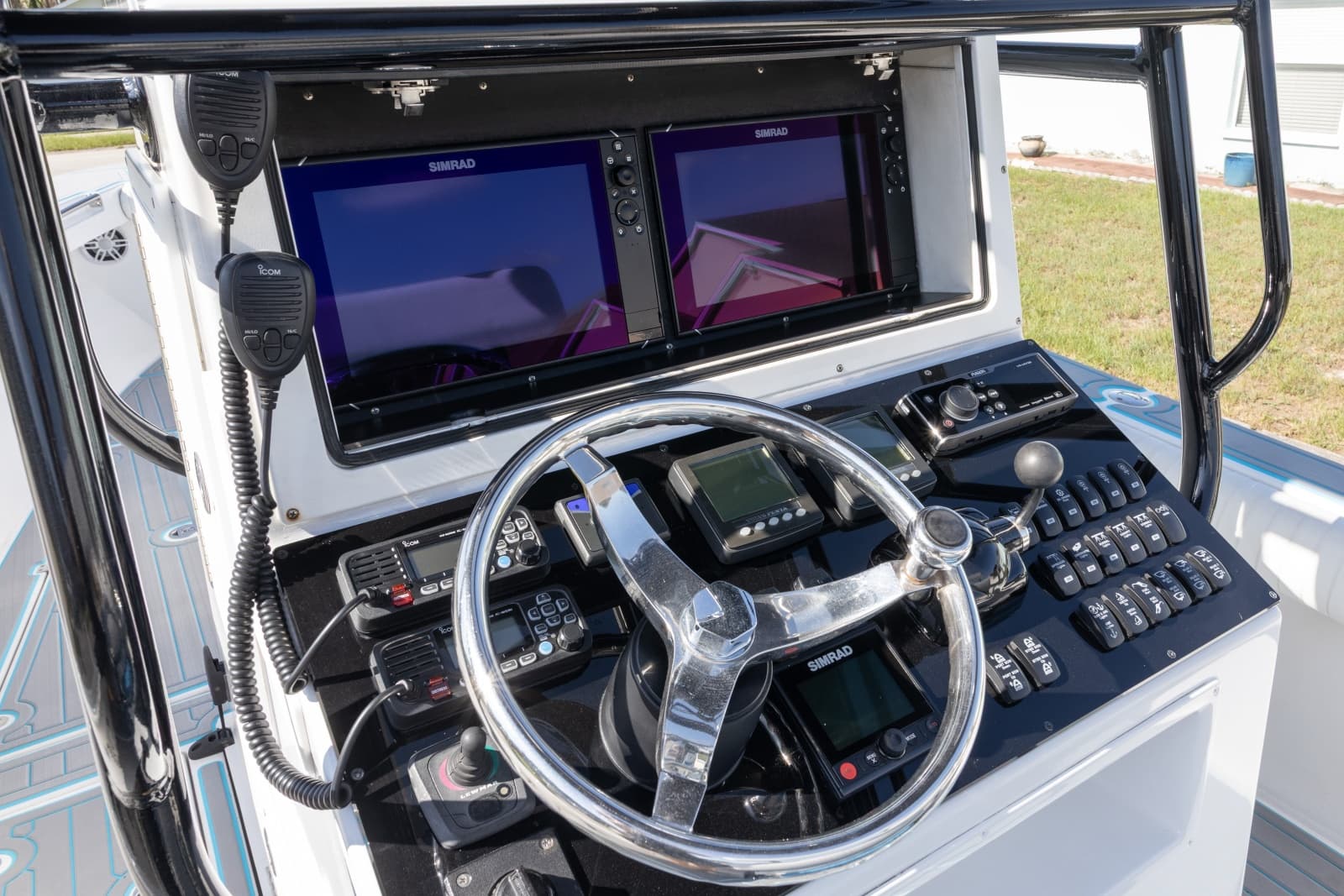 2006 Albin 26 Center Console