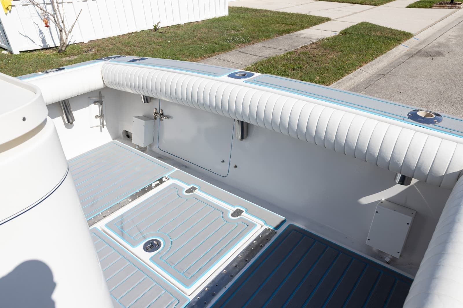 2006 Albin 26 Center Console