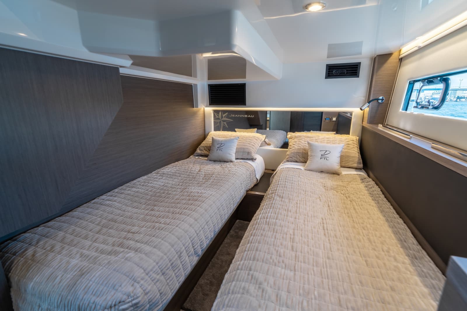 2024 Jeanneau NC 1295 Fly