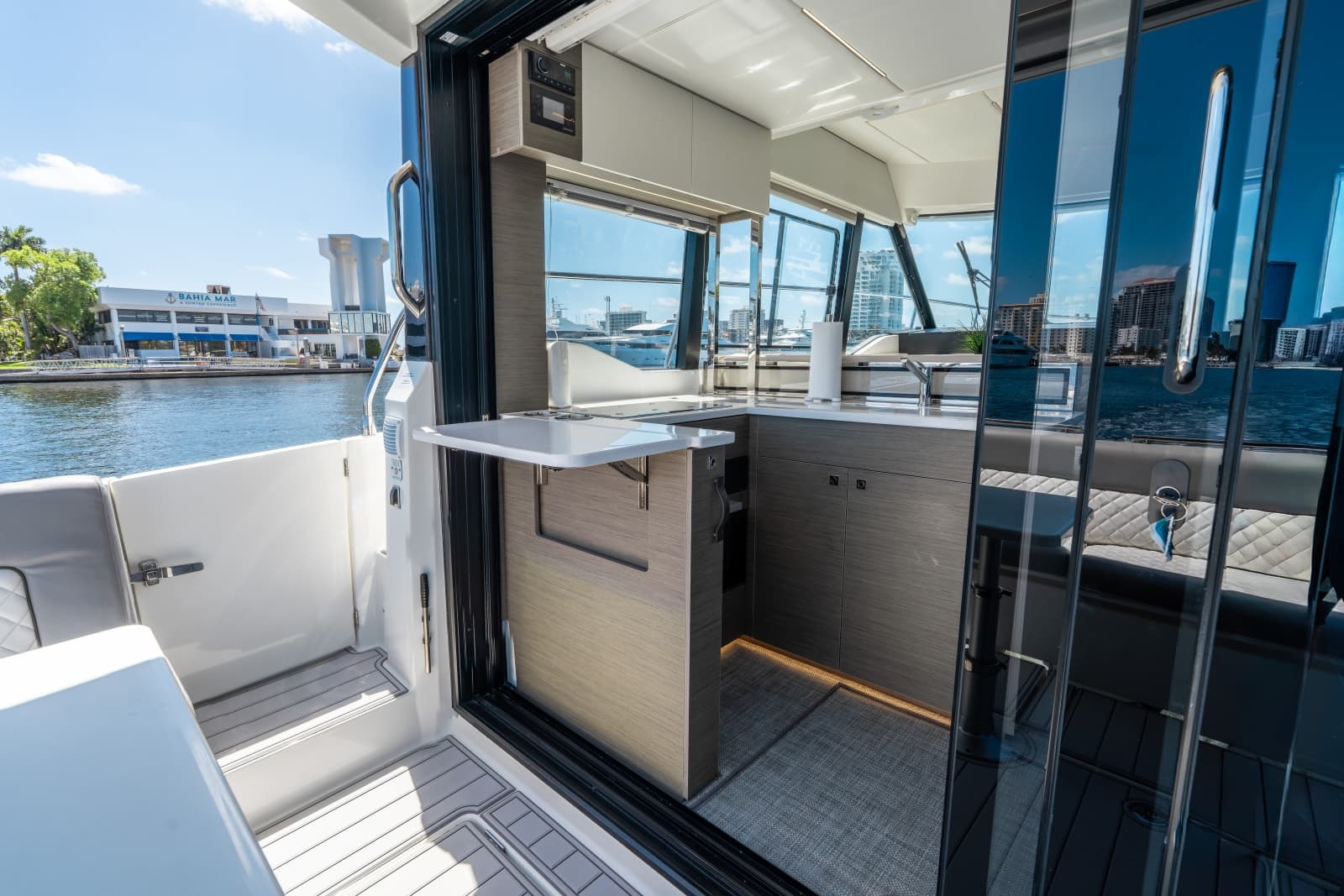 2024 Jeanneau NC 1295 Fly