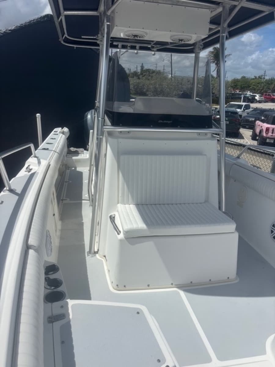 2001 Boston Whaler 26 Outrage