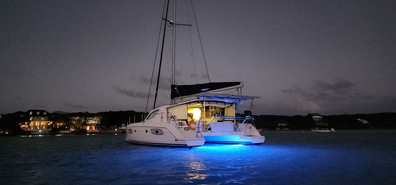 2012 Leopard 44
