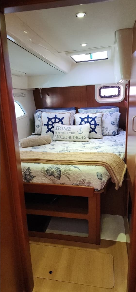 2012 Leopard 44