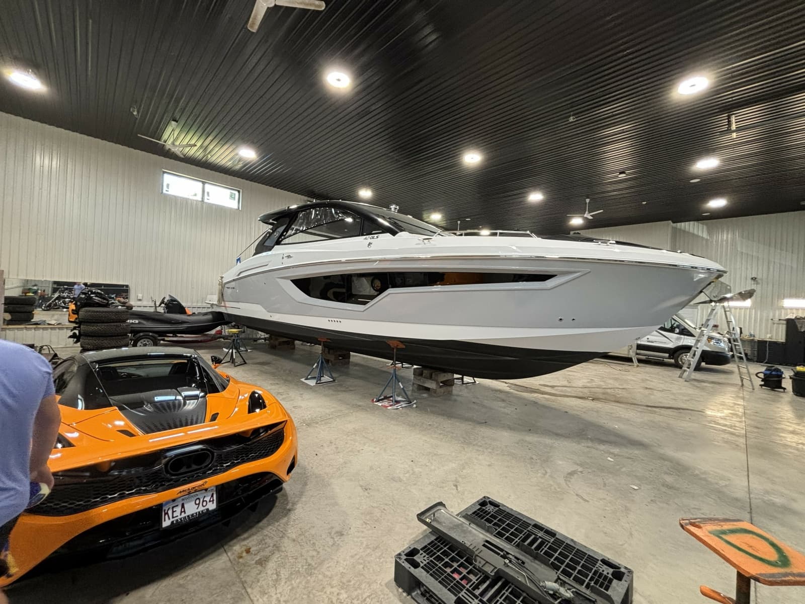 2024 Cruisers Yachts 42 GLS OB
