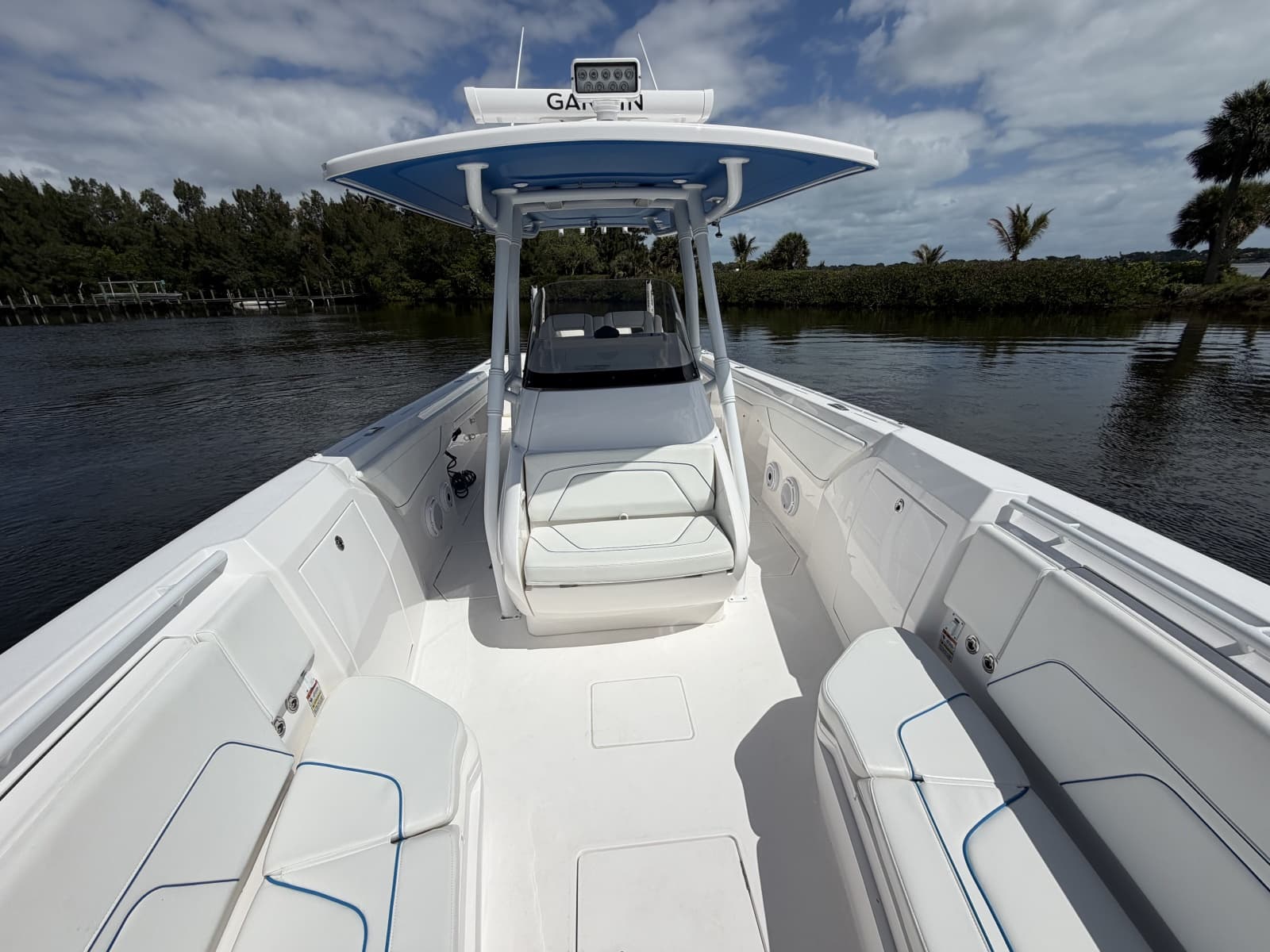 2021 Intrepid 345 Nomad FE