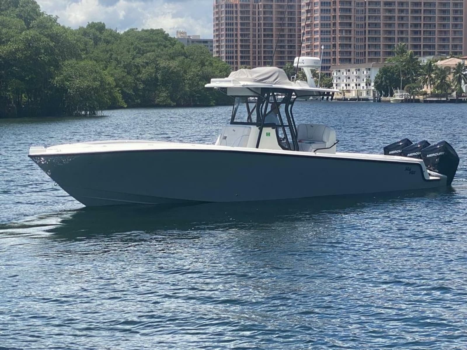 2021 SeaVee 