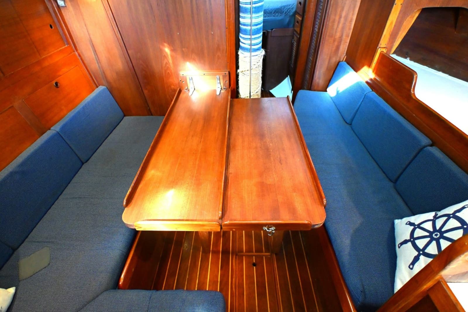 1980 Tartan 37