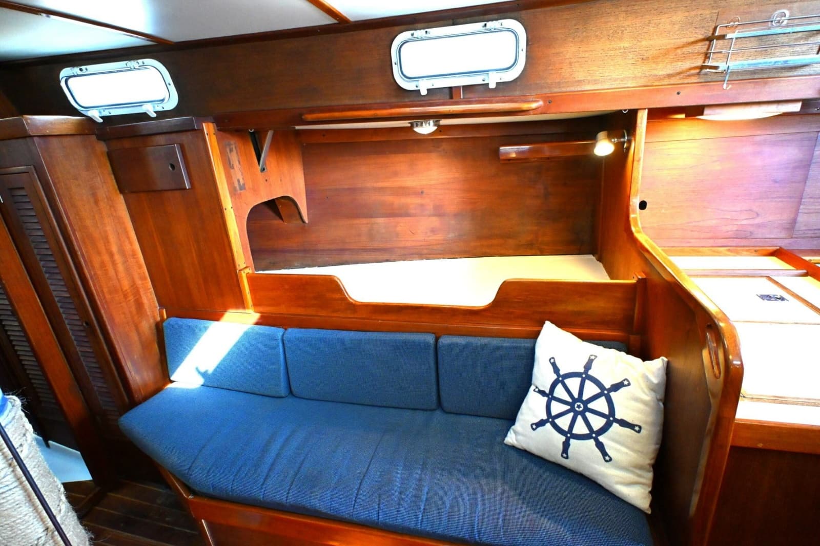 1980 Tartan 37