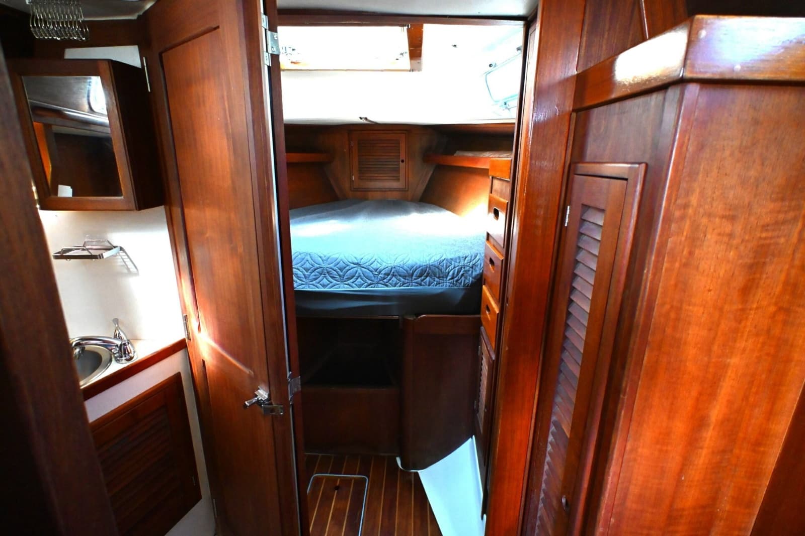 1980 Tartan 37