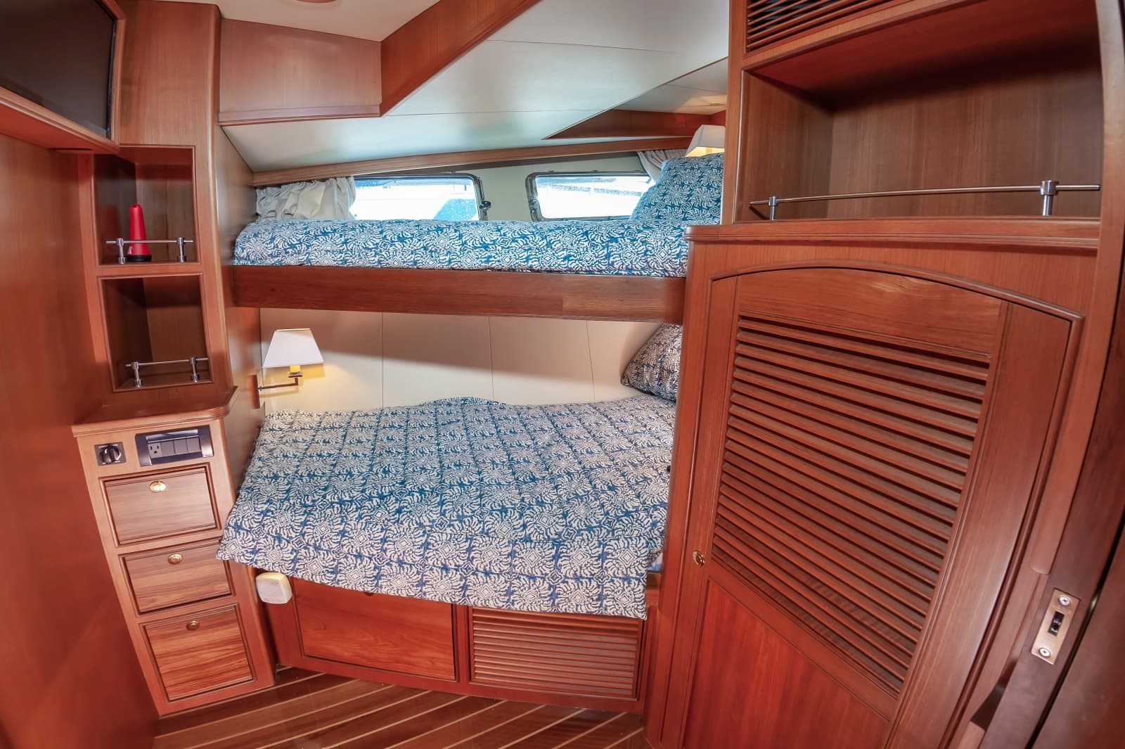 2015 Marlow Explorer 58E