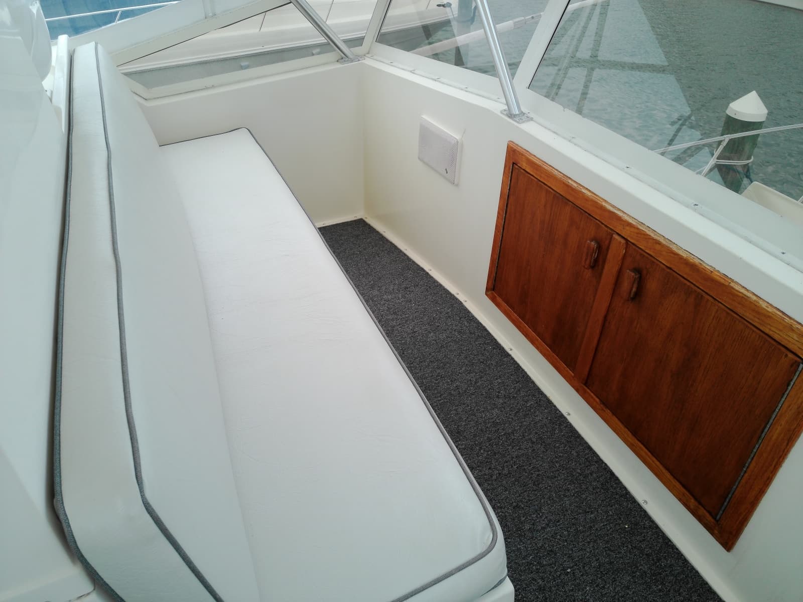 1986 Viking 