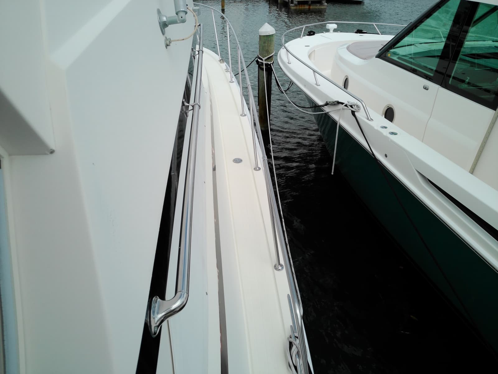 1986 Viking 