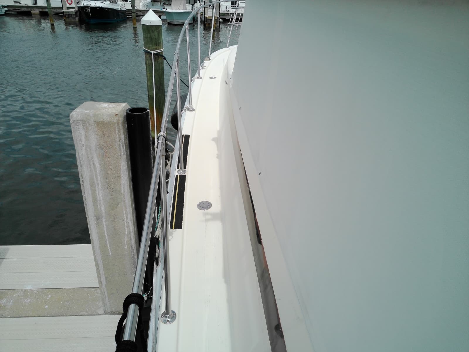 1986 Viking 