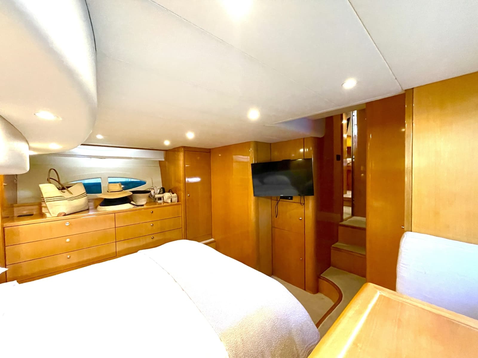 2006 Uniesse 58 MY
