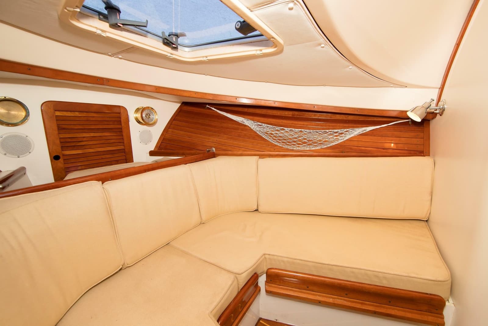 1997 Hinckley Runabout 29