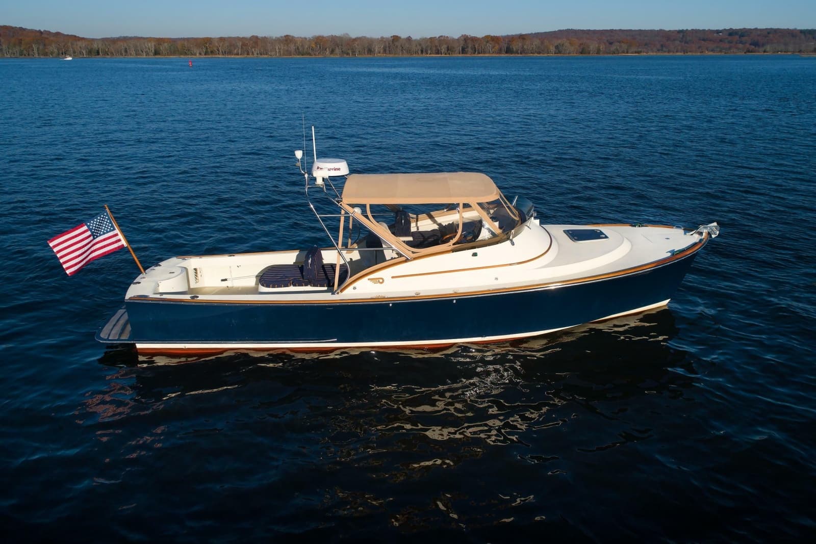 1997 Hinckley Runabout 29