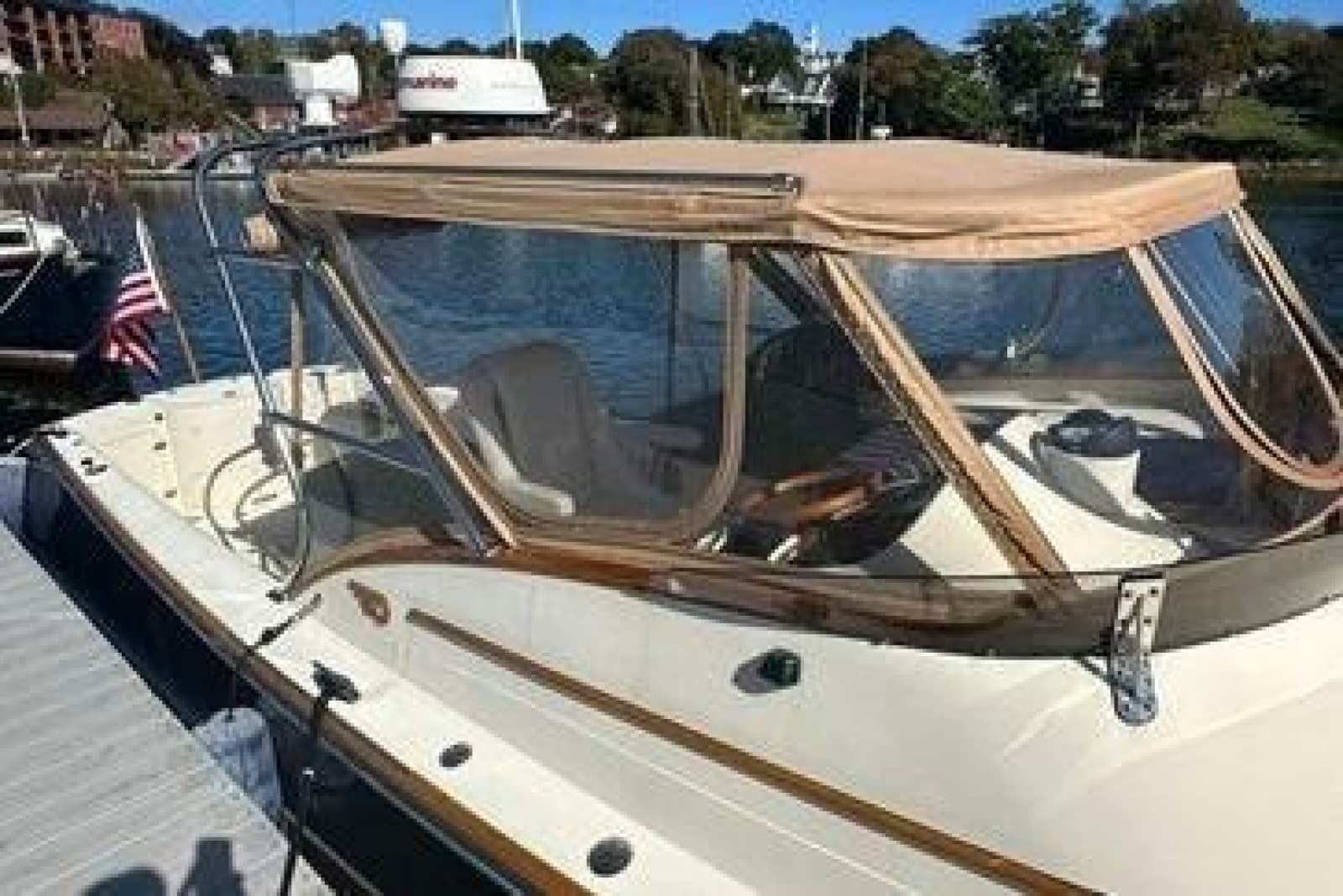 1997 Hinckley Runabout 29