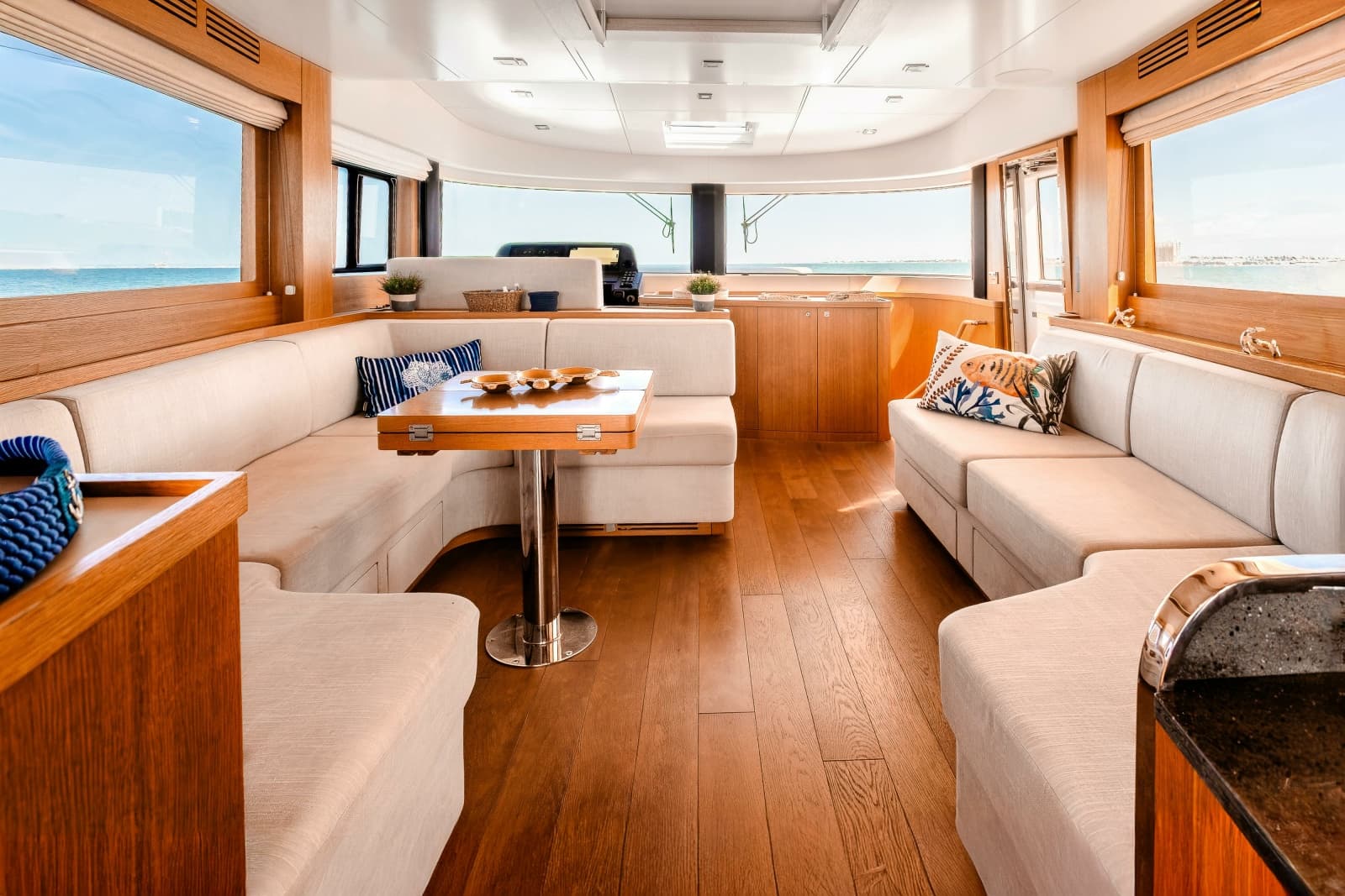 2023 Sirena Yachts 