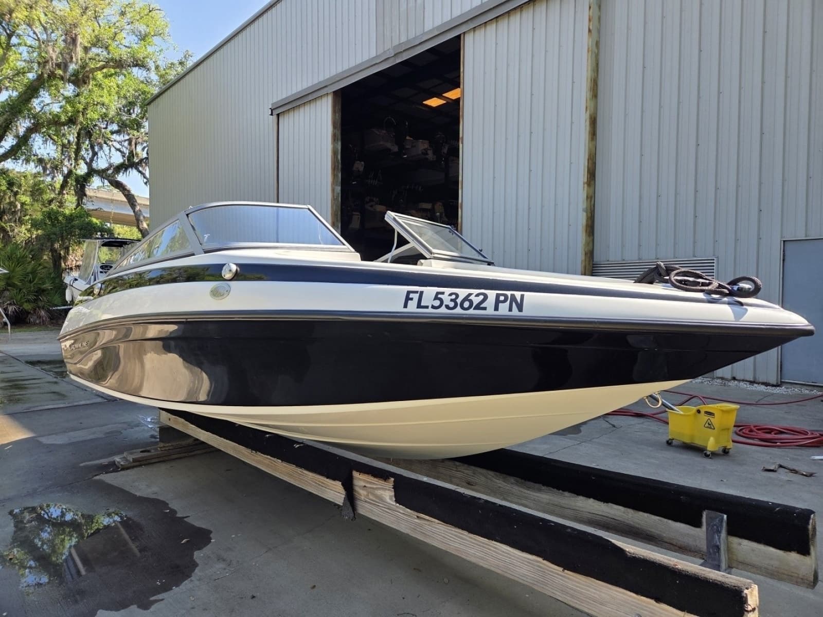 2011 Crownline 18 SS