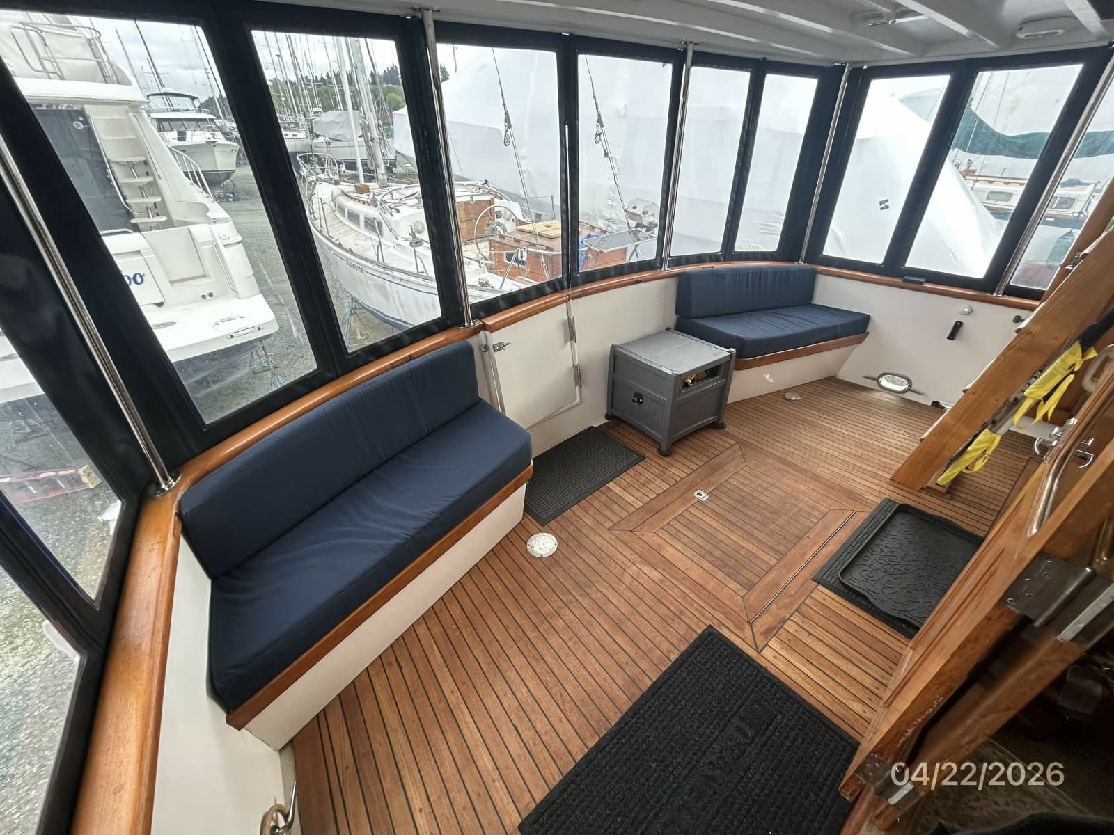 49' DeFever aftdeck2