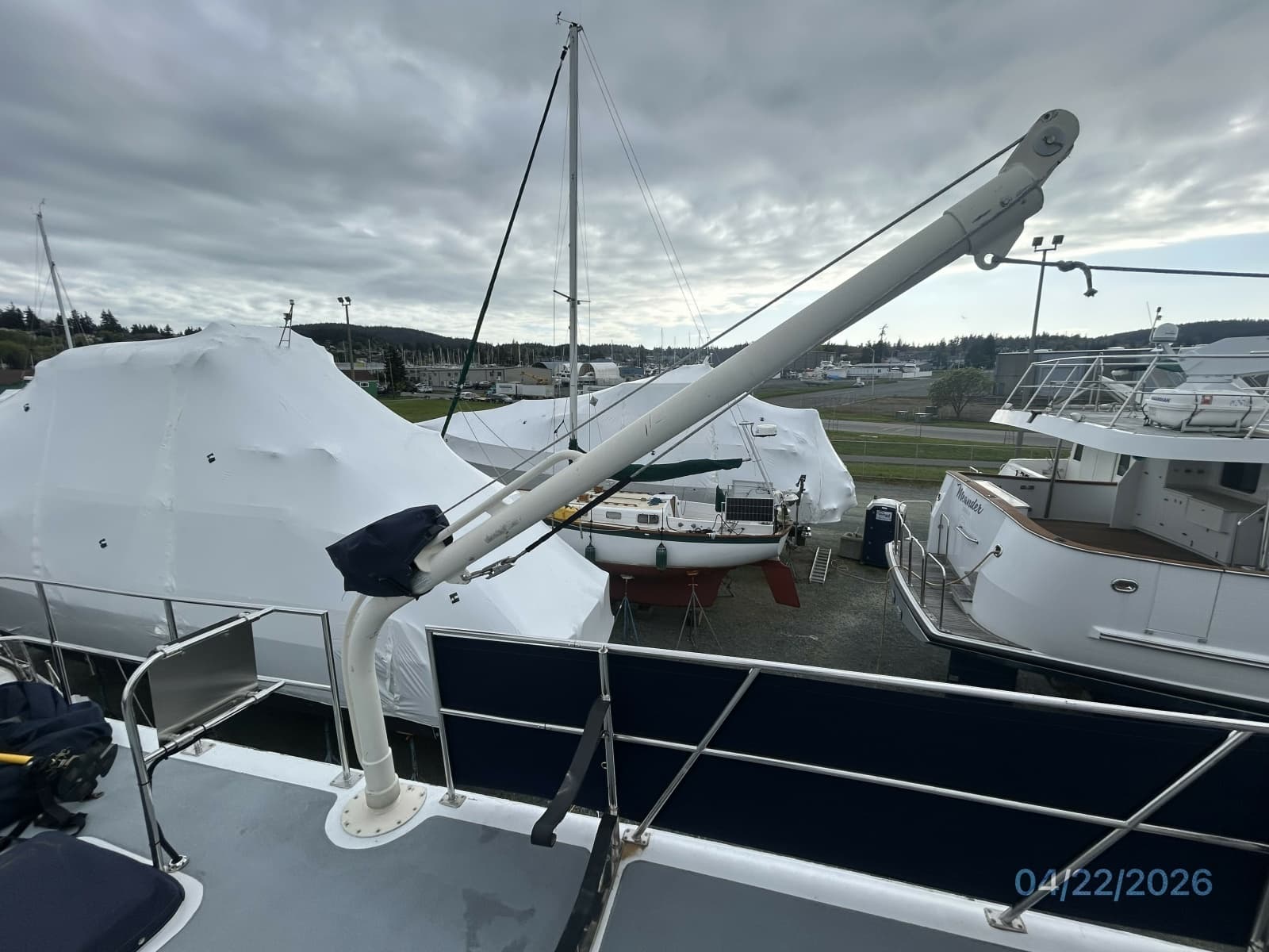 49' DeFever port davit