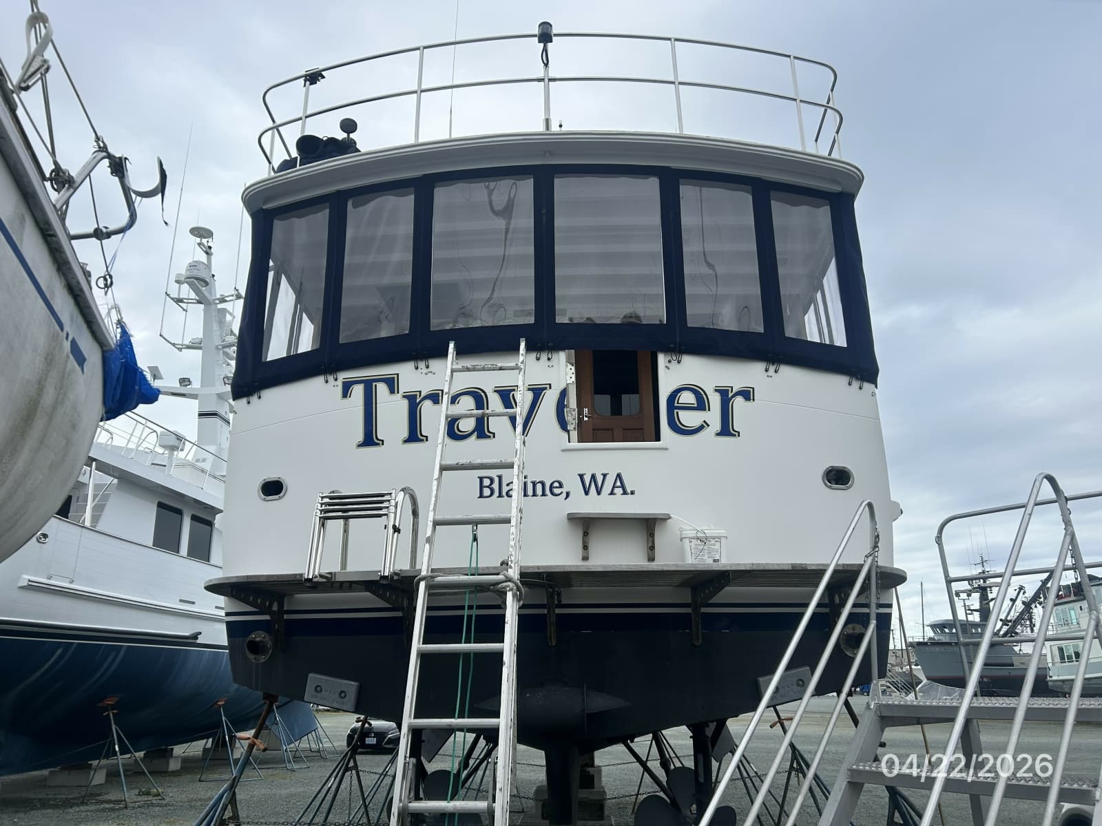 49' DeFever hauled out aft profile
