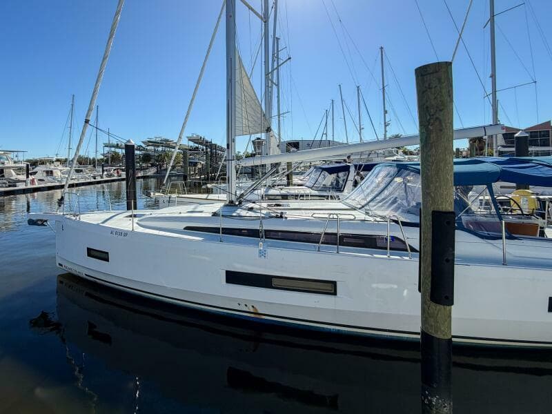 2022 Beneteau 40.1
