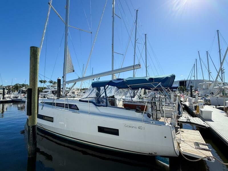 2022 Beneteau 40.1