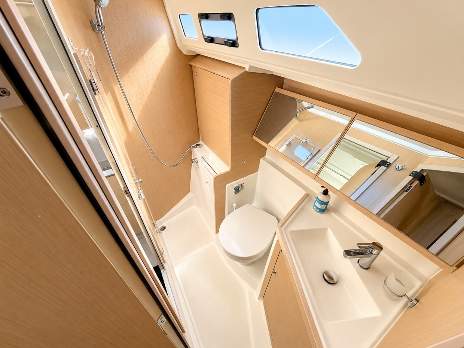 2022 Beneteau 40.1
