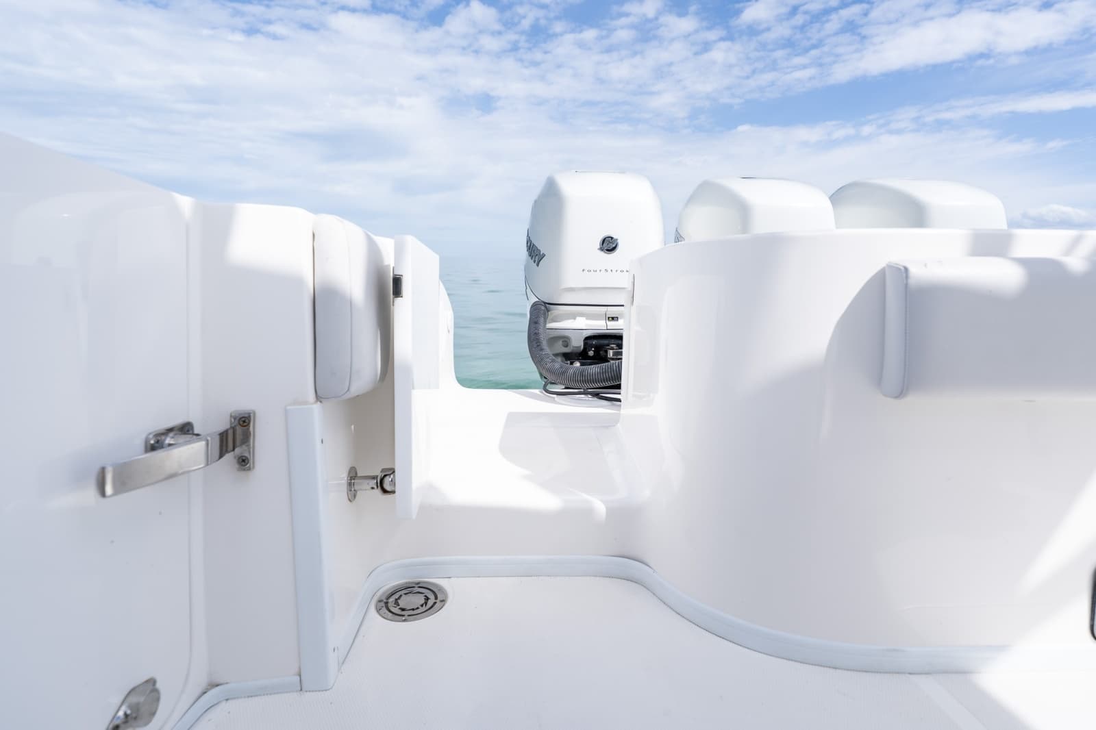 2021 Fountain 38 Center Console