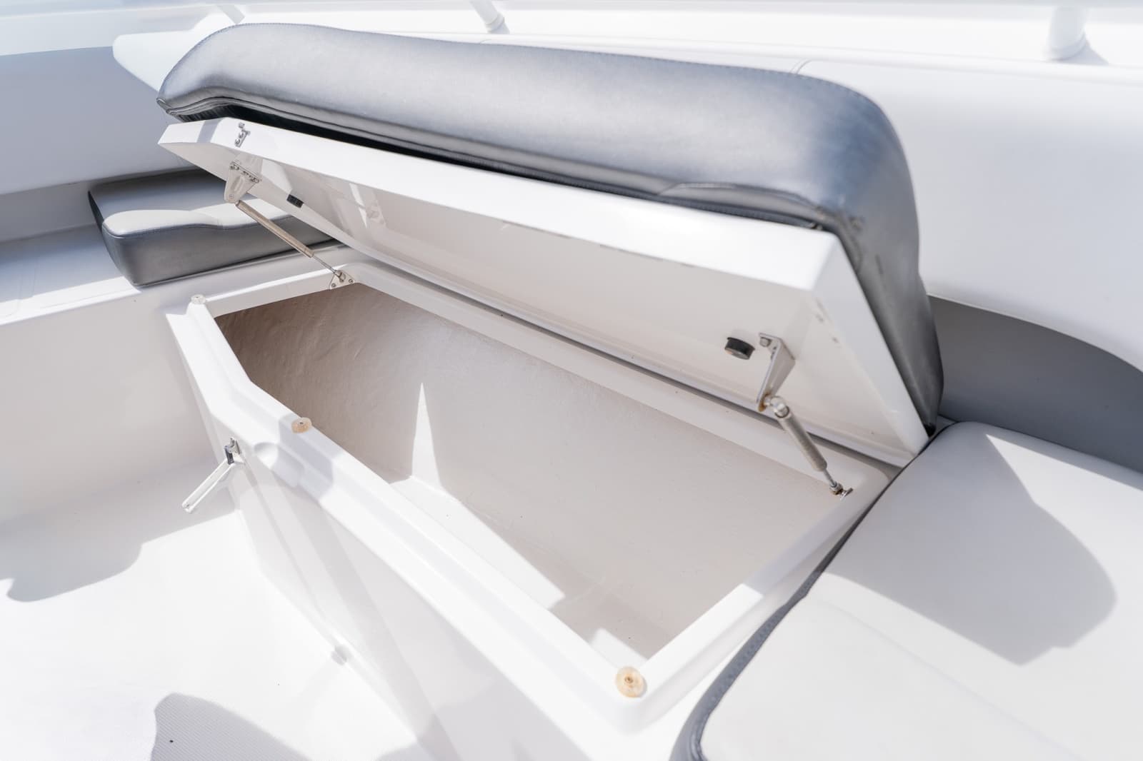 2021 Fountain 38 Center Console