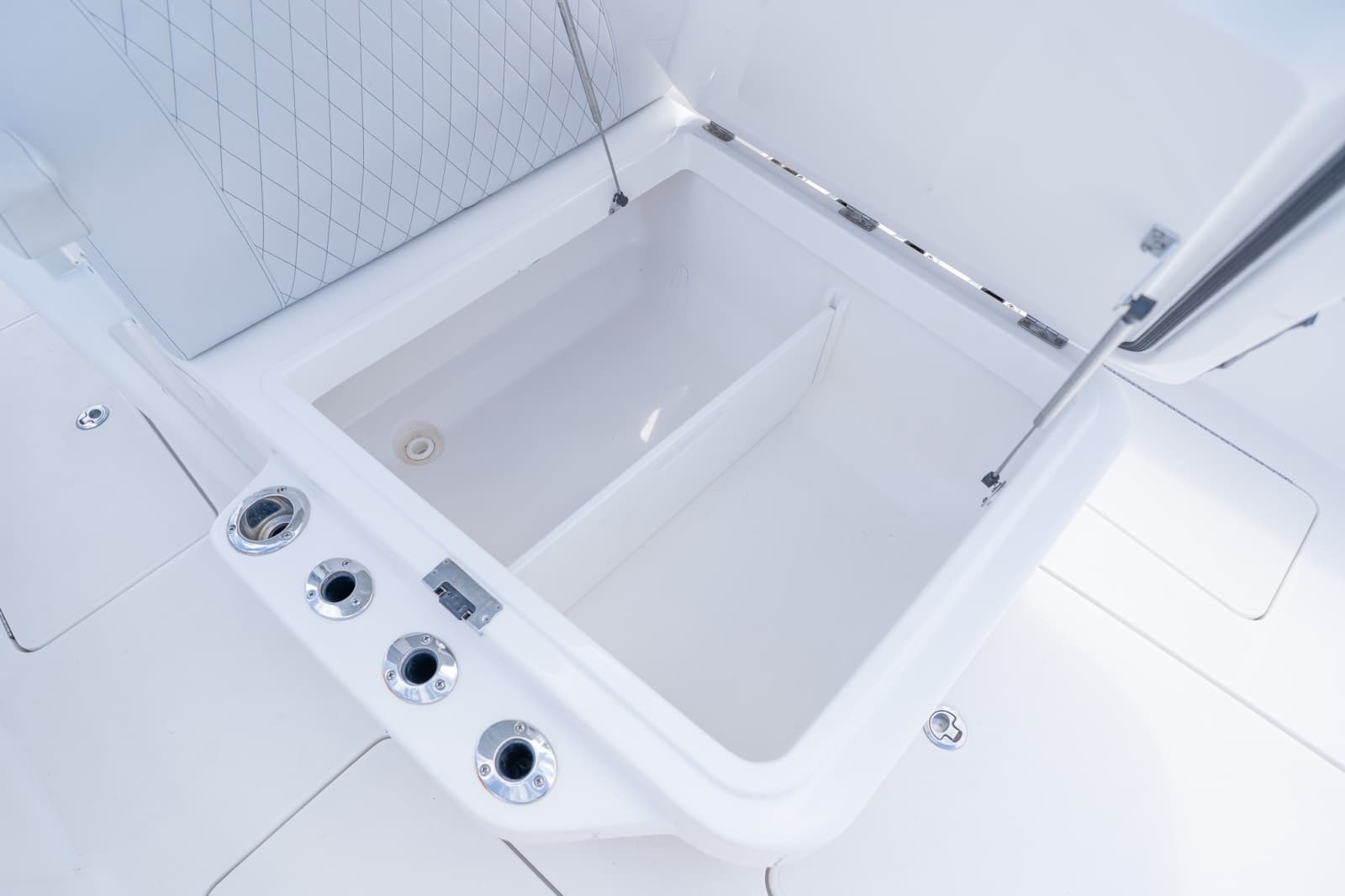 2021 Fountain 38 Center Console