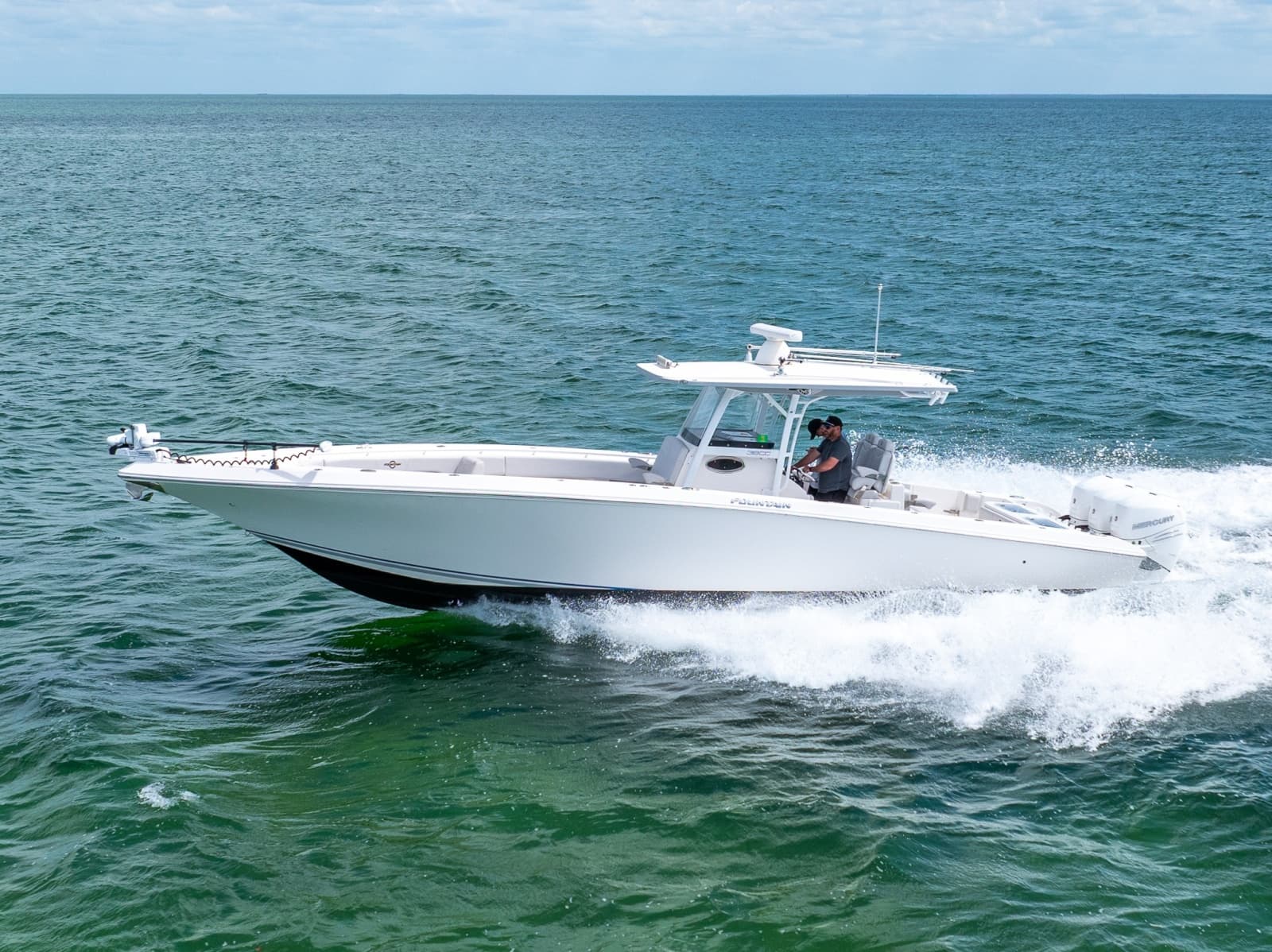 2021 Fountain 38 Center Console