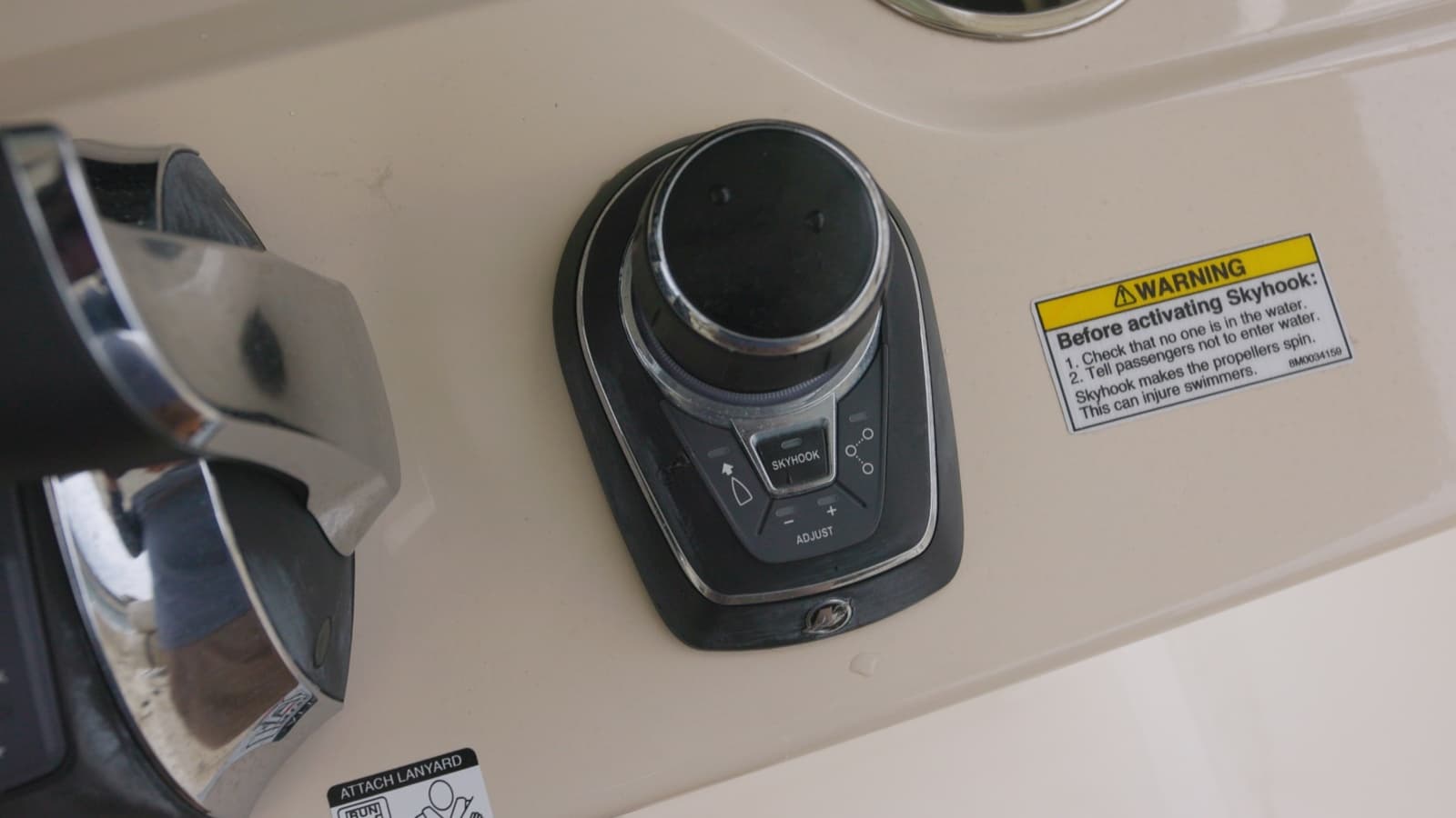 2018 Boston Whaler 380 Outrage