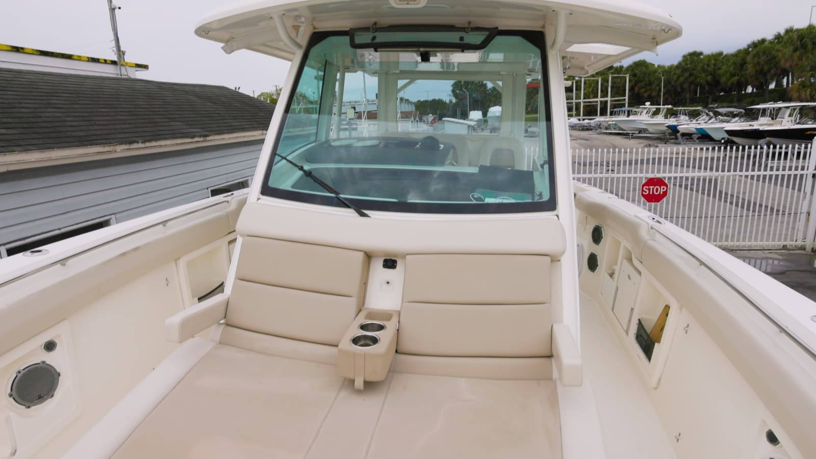2018 Boston Whaler 380 Outrage